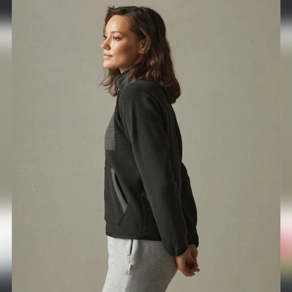 American Giant Women's Active Fleece Full Zip - Picture 2 of 9